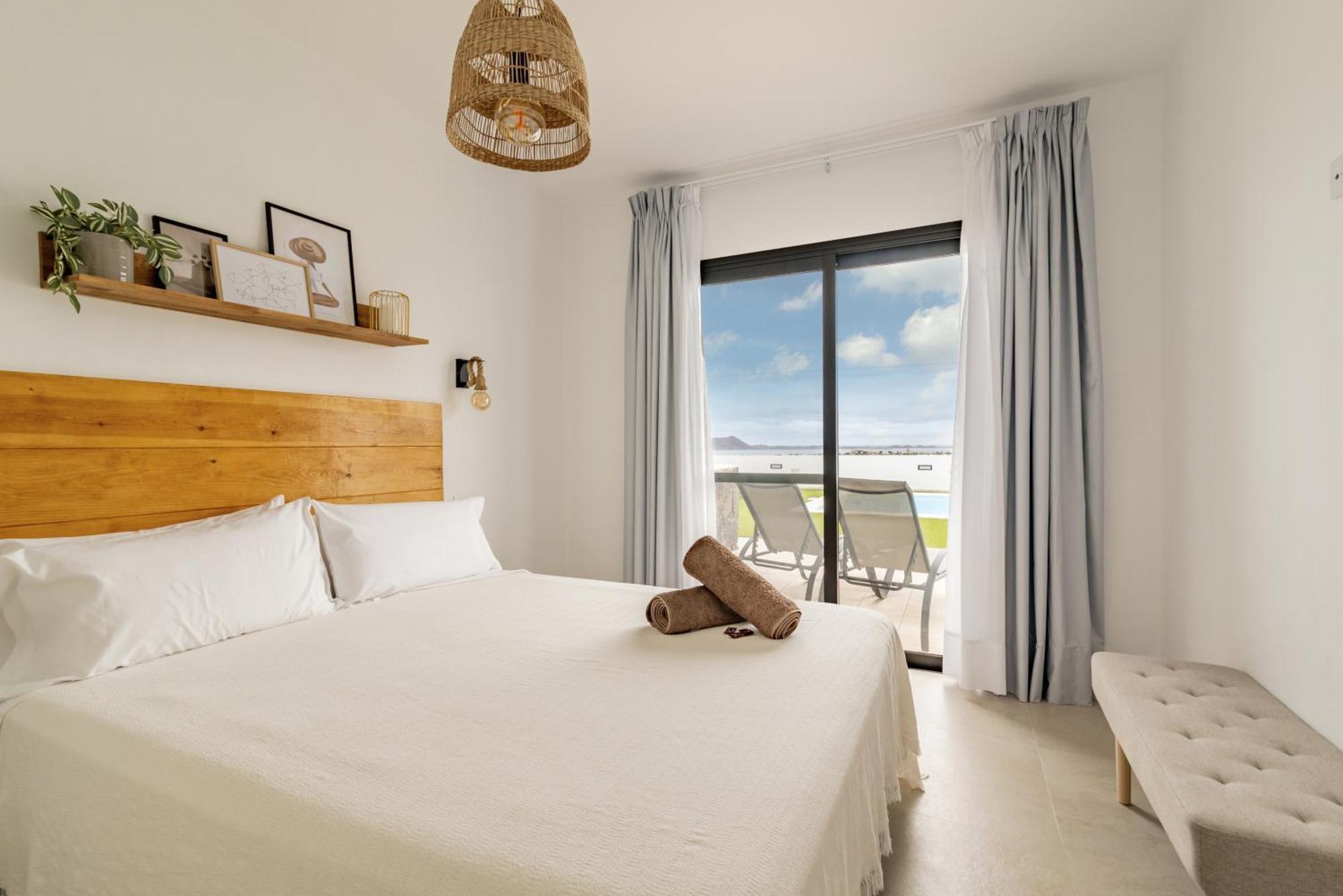 Seascape Heated Pool, Air-Con, View, Adult Only Apartment Corralejo Exterior photo
